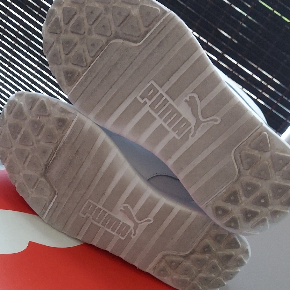 Puma Classic White Sneakers - Picture 5 of 6